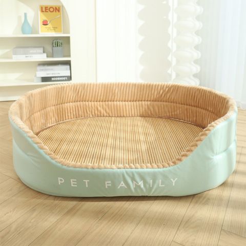 panier pour chien vert
