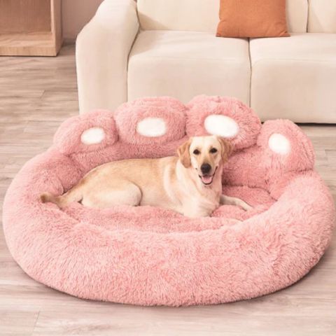 lit pour chien en forme de patte