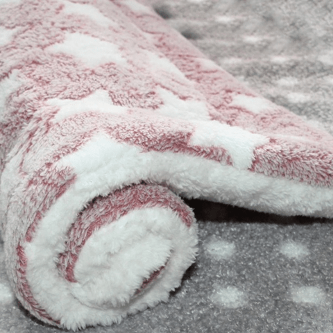 tapis pour chien rose