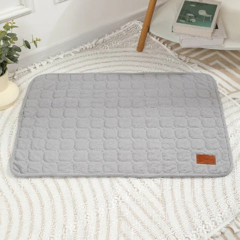 tapis pour chien gris cotelé